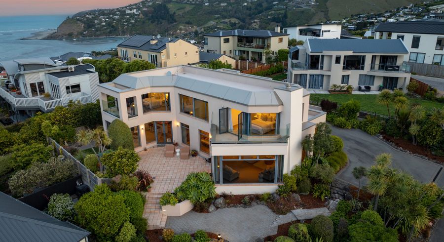  at 6 Inverness Lane, Redcliffs, Christchurch