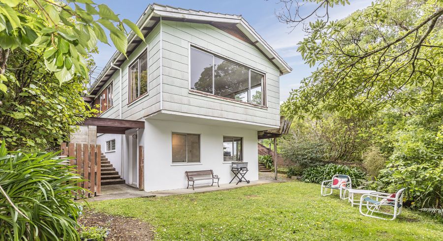  at 42 Silverstream Road, Crofton Downs, Wellington