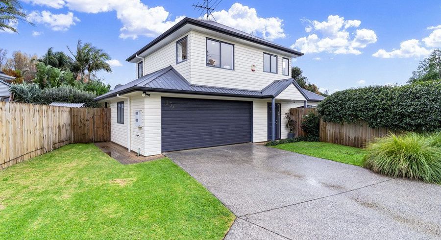  at 35A Coral Crescent, Panmure, Auckland
