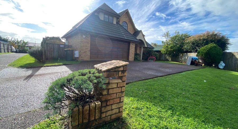  at 9 Lushington Place, Botany Downs, Manukau City, Auckland