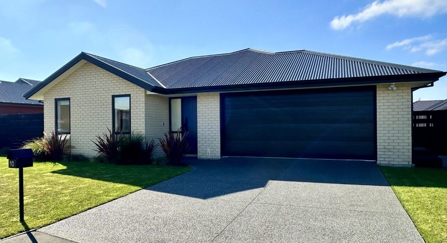  at 10 Roxburgh Place, Tinwald, Ashburton