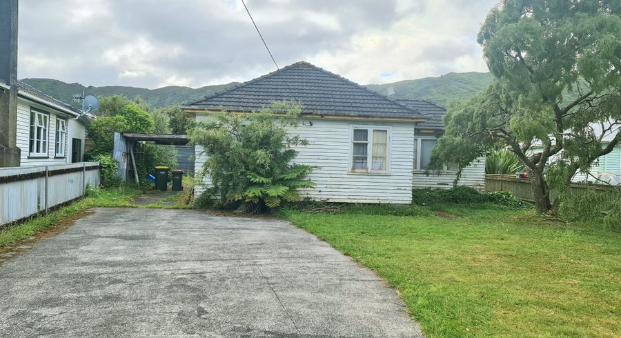  at 86 Wellington Road, Wainuiomata, Lower Hutt