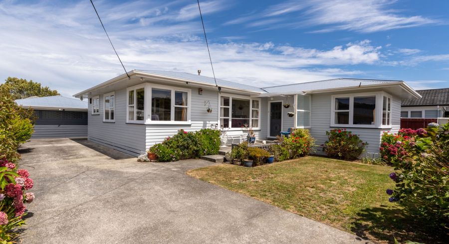  at 33 Garden Road, Avalon, Lower Hutt