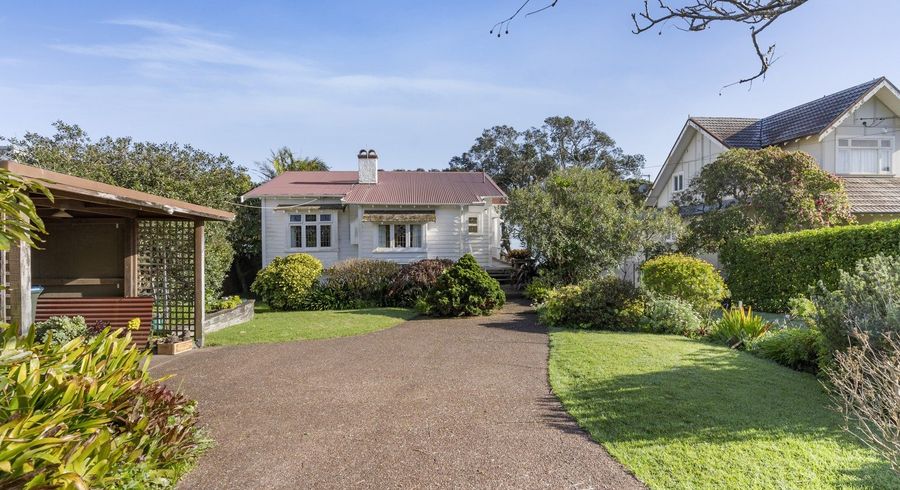  at 14 Rawene Avenue, Westmere, Auckland