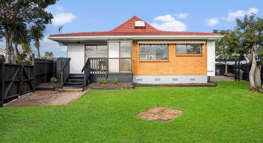  at 14A Askew Place, Farm Cove, Auckland