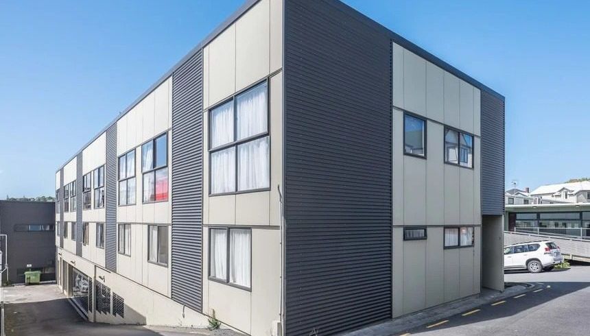  at 2/7 Hall Avenue, Newtown, Wellington, Wellington