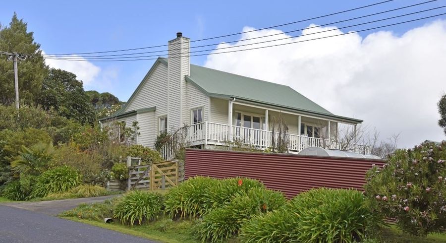  at 8 Kotlowski Road, Takamatua, Akaroa