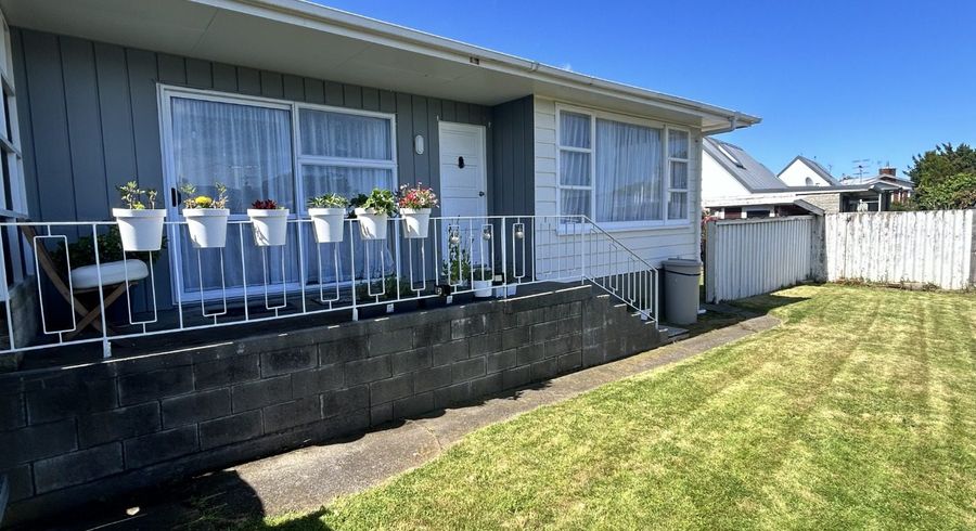  at 10A Anthony Grove, Paraparaumu Beach, Kapiti Coast, Wellington