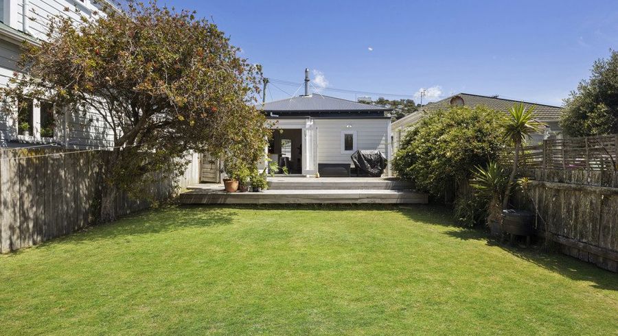  at 109 Onepu Road, Lyall Bay, Wellington