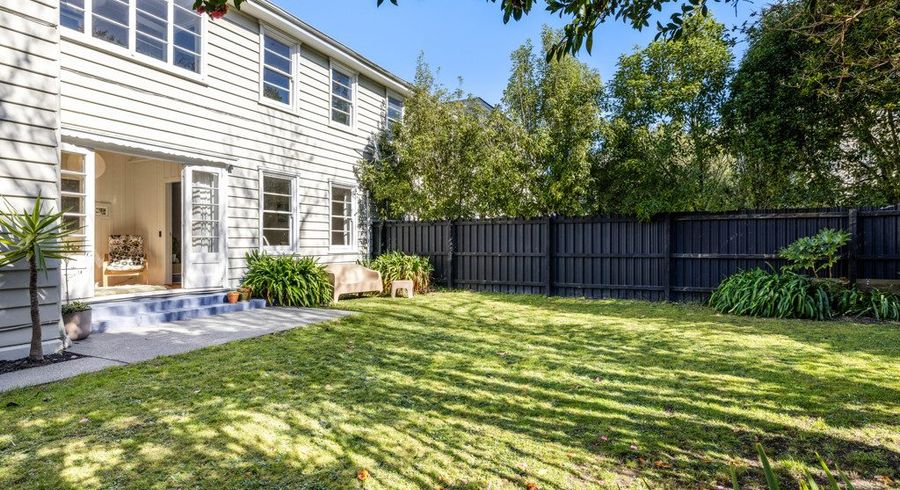  at 2/46 Fendalton Road, Fendalton, Christchurch City, Canterbury