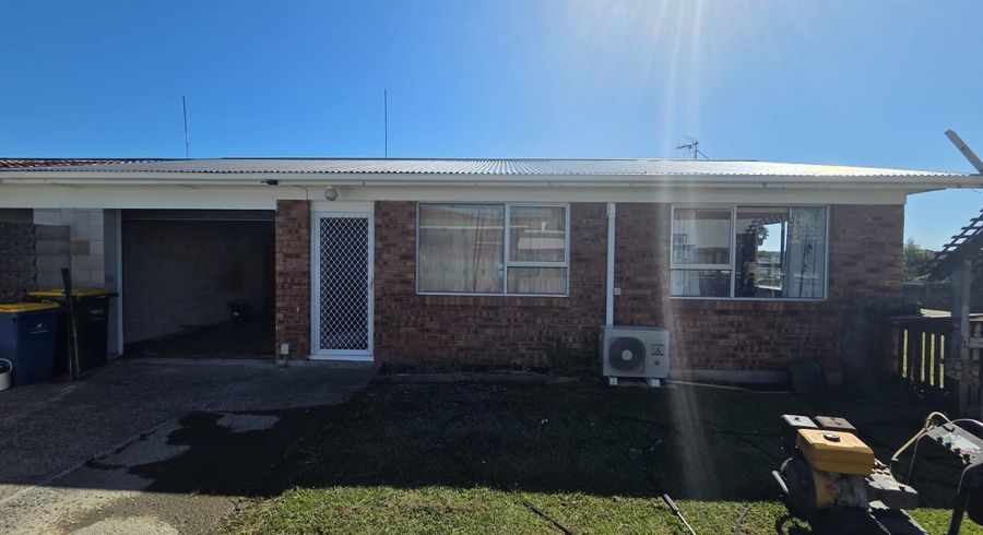  at 7 Sylvan Crescent, Te Atatu South, Waitakere City, Auckland