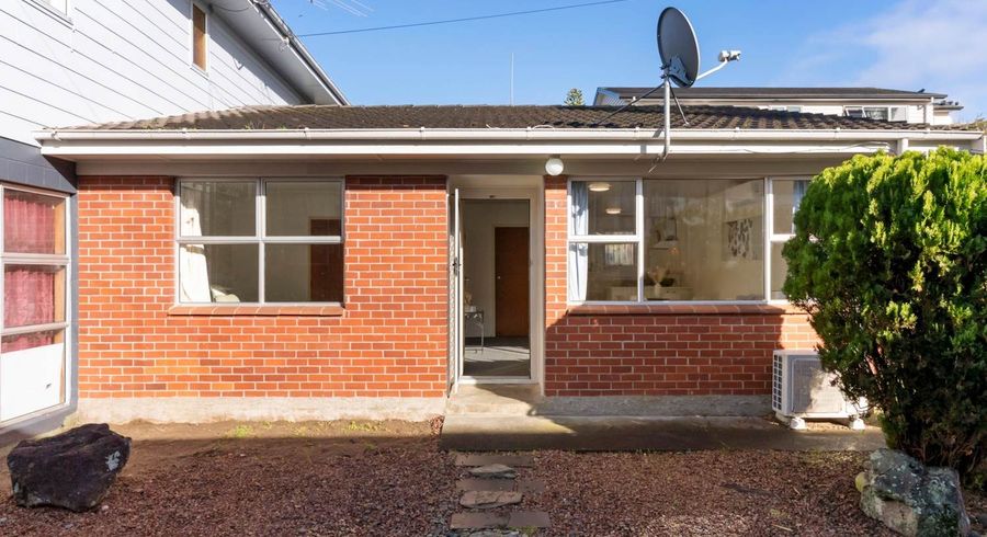  at 1/14 Aotea Road, Glen Eden, Auckland