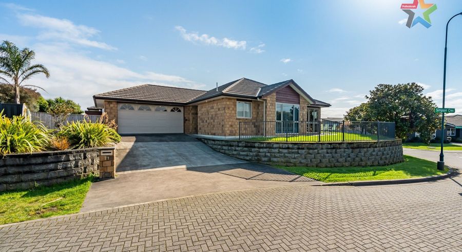  at 27 Simpson Crescent, Raumati Beach, Paraparaumu