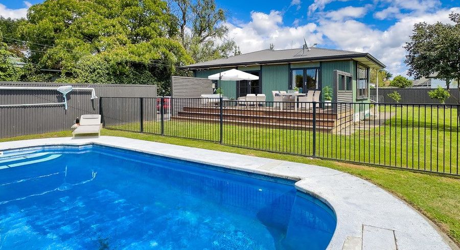  at 14 Edinburgh Crescent, Redwoodtown, Blenheim