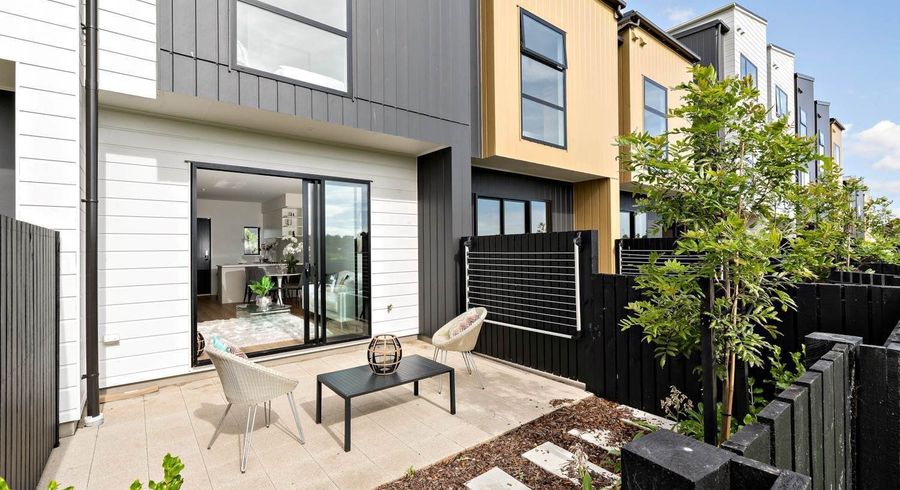  at 34/47A Huntington Drive, Botany Downs, Manukau City, Auckland