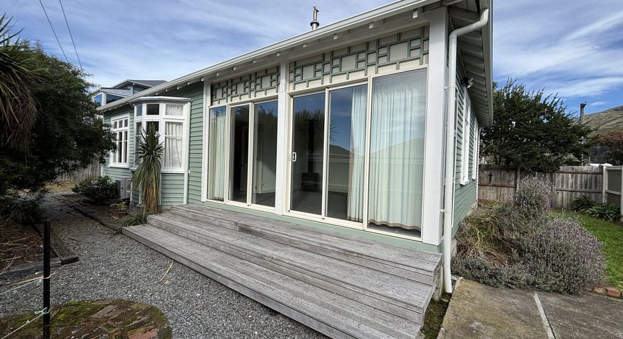 at 24 Dryden Street, Sumner, Christchurch City, Canterbury