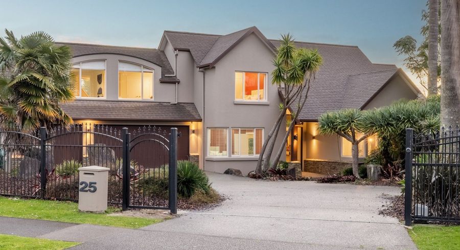 at 25 Anaheim Boulevard, Shamrock Park, Manukau City, Auckland