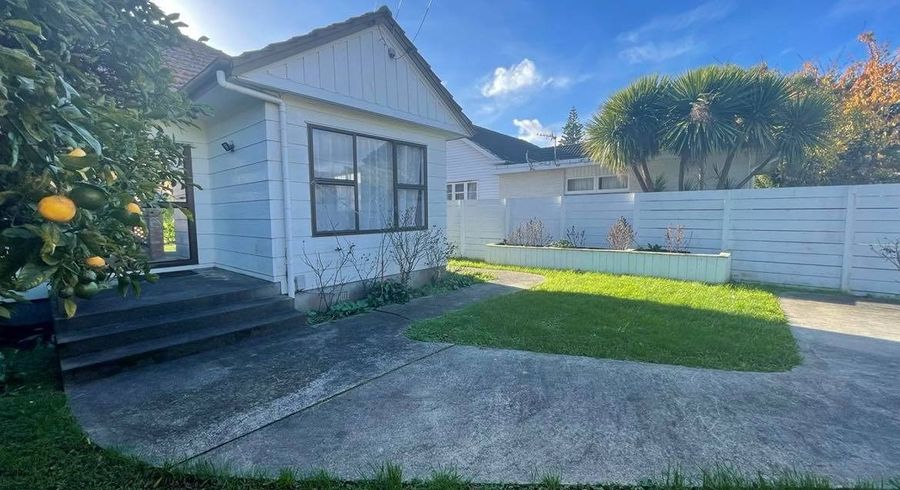  at 11a Mahoe Street, Lower Hutt, Lower Hutt, Wellington