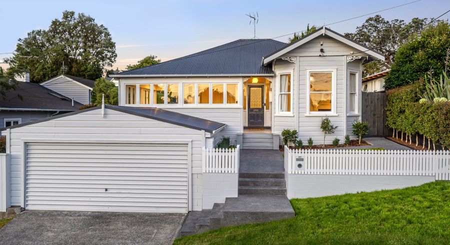  at 46 Belle Vue Avenue, Northcote Point, Auckland