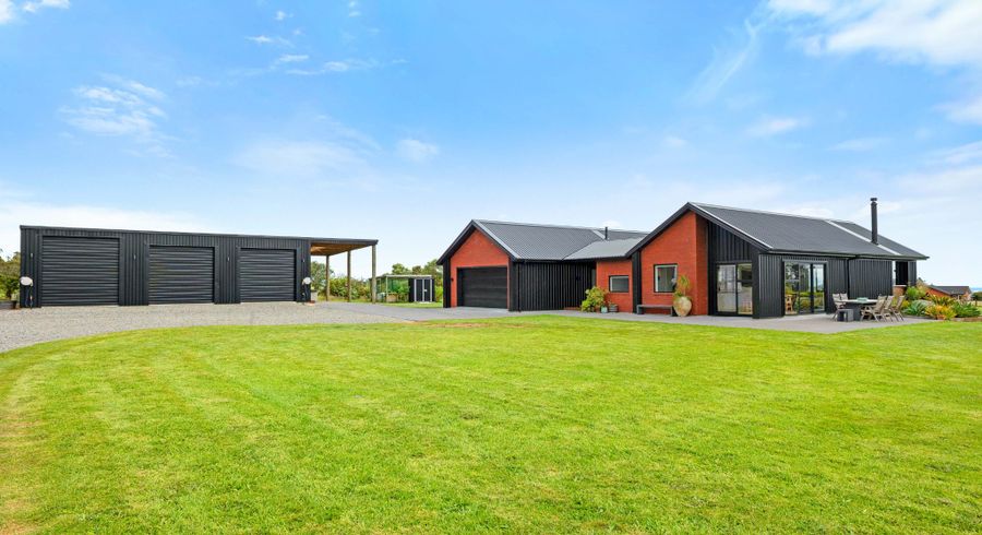  at 1506 Egmont Road, Egmont Village, New Plymouth, Taranaki