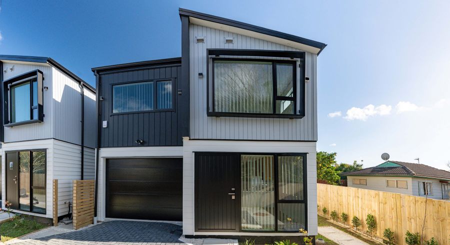  at Lot 2/3/22 Justamere Place, Weymouth, Manukau City, Auckland
