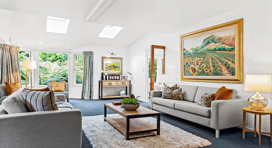  at 25 Marina Road, Torbay, Auckland
