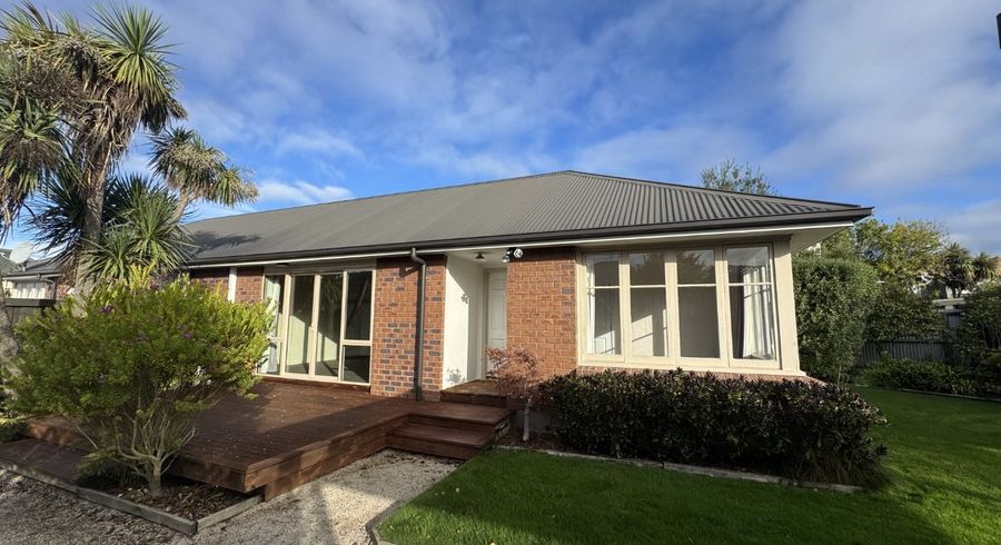  at 2/35 Packe Street, Edgeware, Christchurch