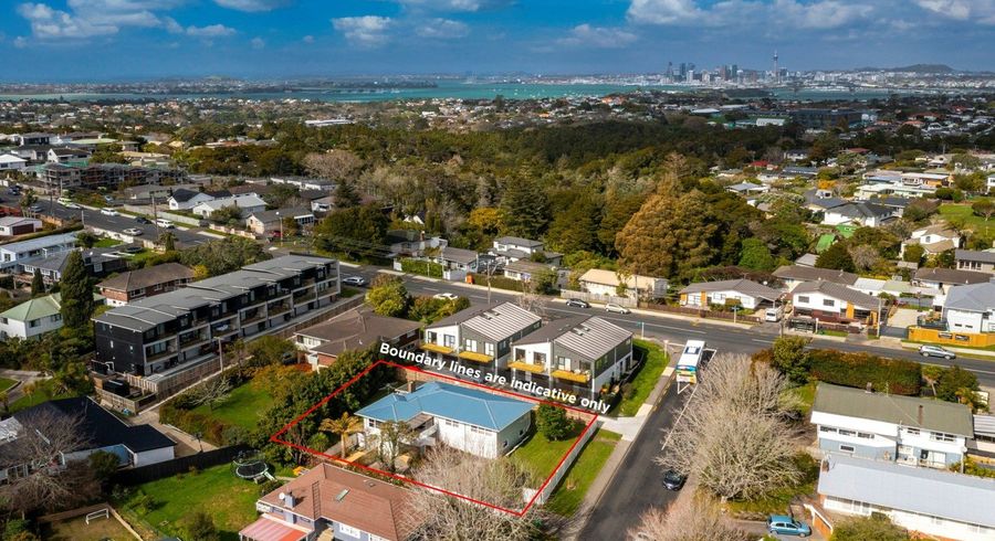  at 3 Tilden Avenue, Hillcrest, North Shore City, Auckland
