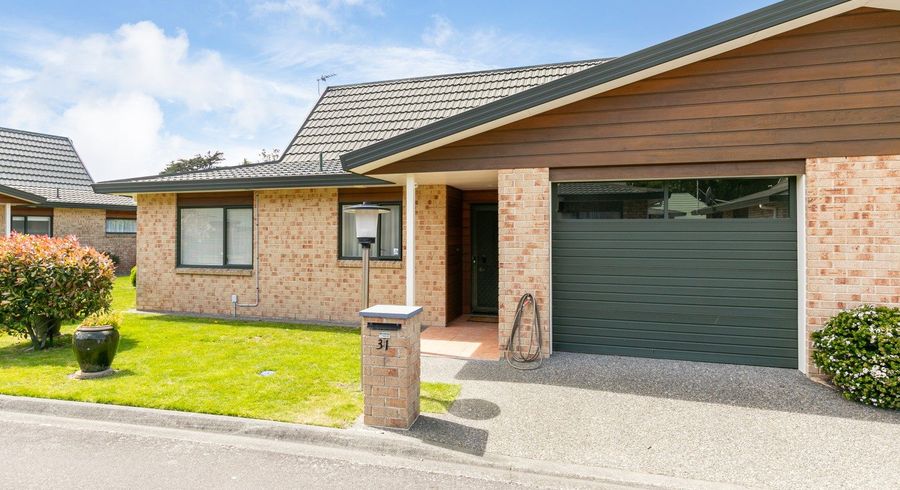  at 31/42 Main Road, Tawa, Wellington