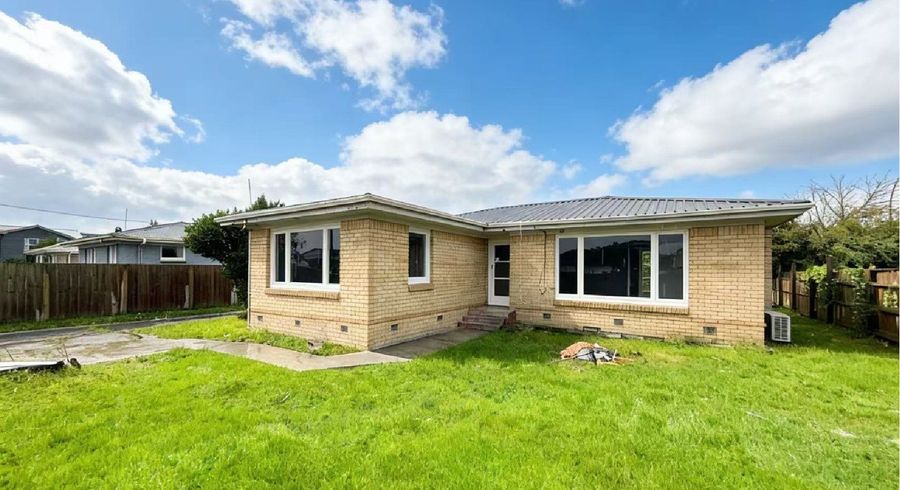  at 2 Cameron Rd, Hillcrest, Hamilton, Waikato