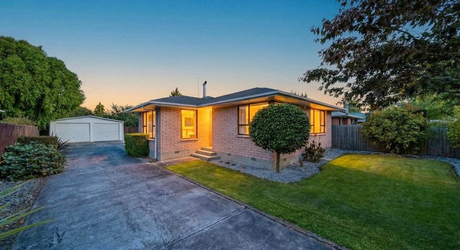  at 6 Blossomdale Place, Bishopdale, Christchurch City, Canterbury
