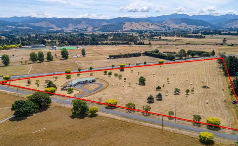  at 17 Hughes Line, Clareville, Carterton