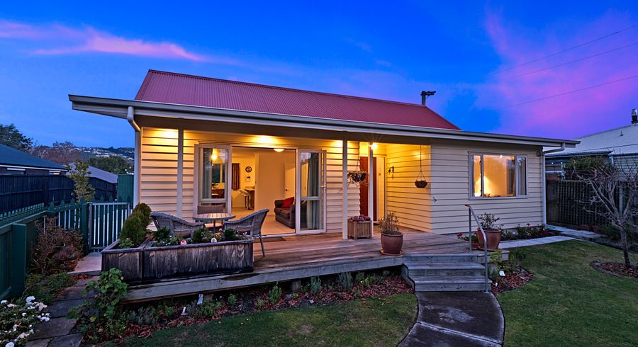  at 22 Darley Street, Somerfield, Christchurch