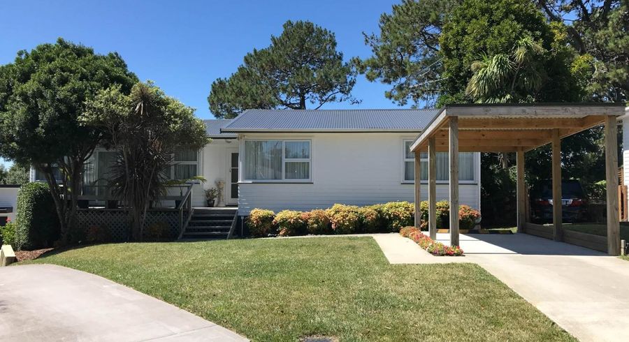  at 11 James Scott Place, Te Atatu South, Waitakere City, Auckland