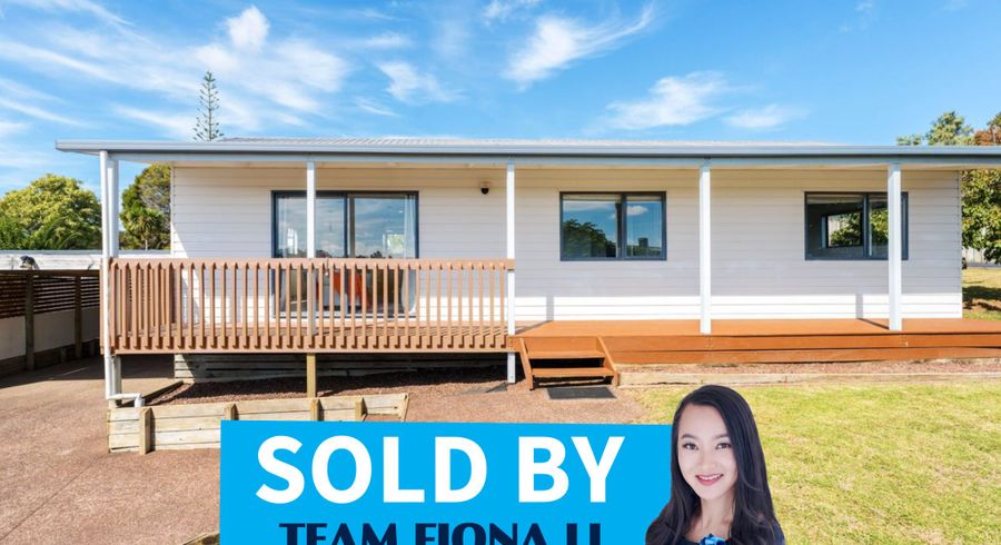  at 5 Parrs Cross Road, Henderson, Auckland