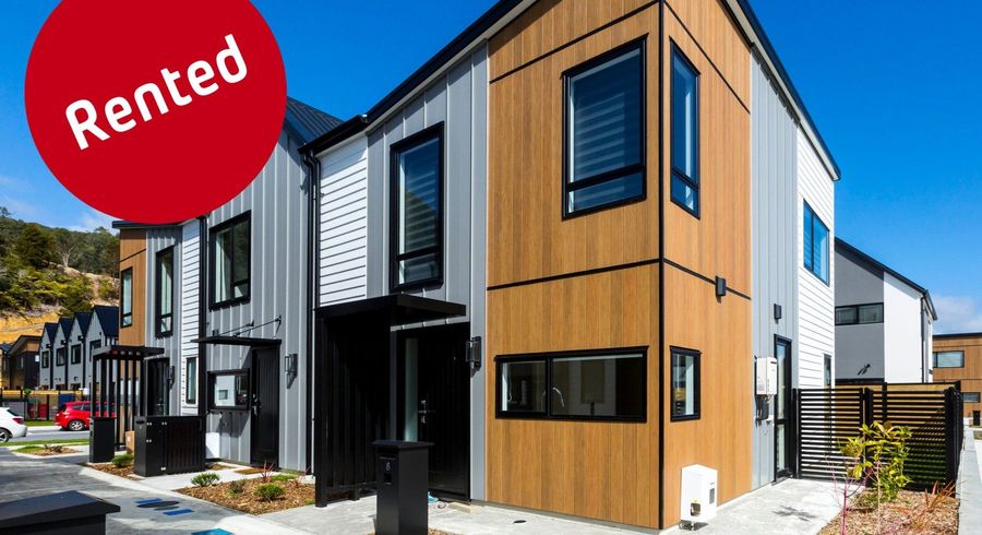  at 8 Reakes Crescent, Wallaceville, Upper Hutt