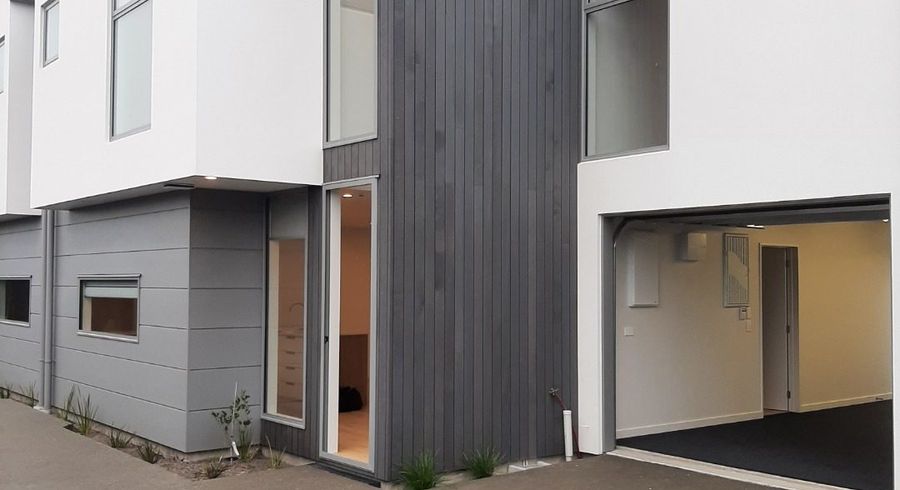  at 2/43 Maxwell Street, Riccarton, Christchurch City, Canterbury