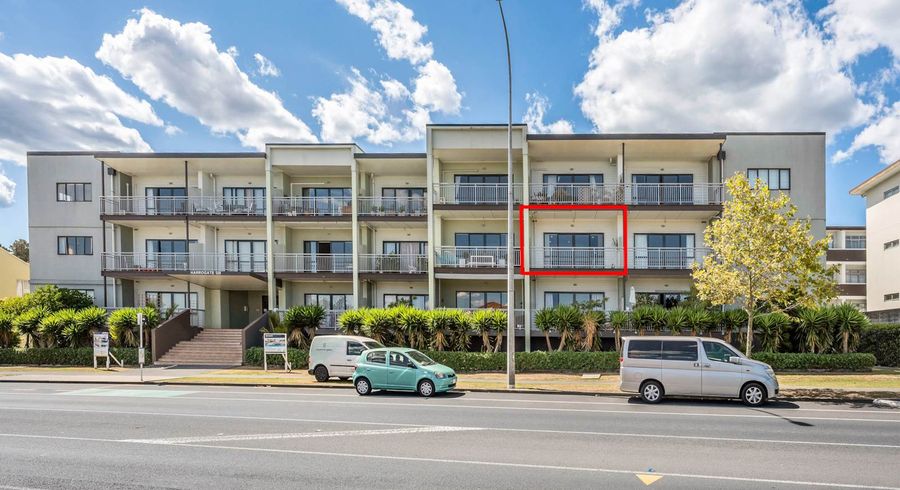  at 128 Stancombe Road, Flat Bush, Auckland