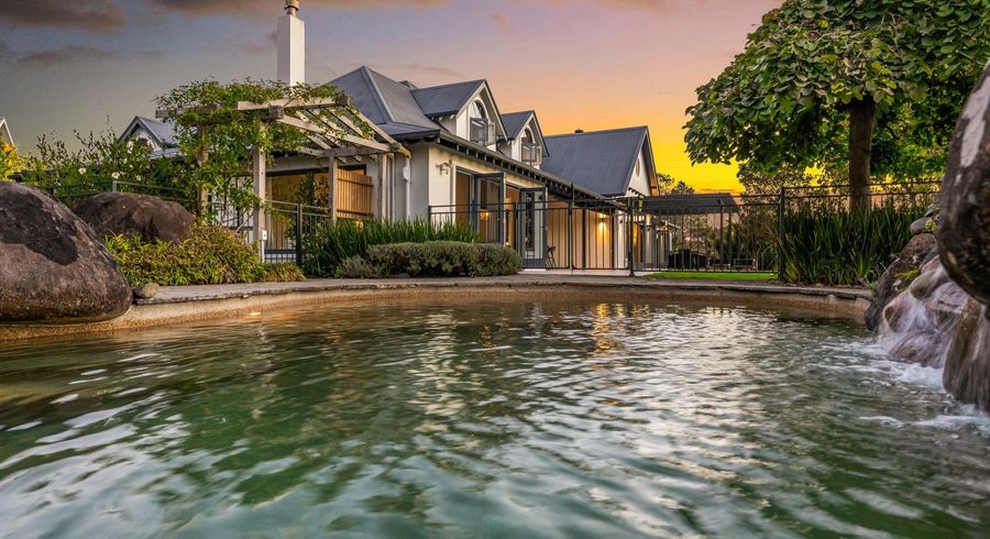  at 6 Emily Lane, Greenhithe, North Shore City, Auckland
