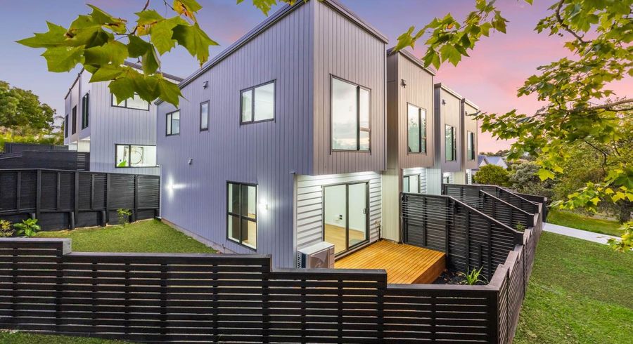  at 3 / 1 Photinia Place, Botany Downs, Manukau City, Auckland