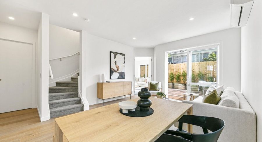 at 4C Towra Place, Botany Downs, Manukau City, Auckland
