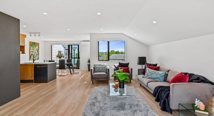  at 13 Fairdale Place, Birkdale, North Shore City, Auckland