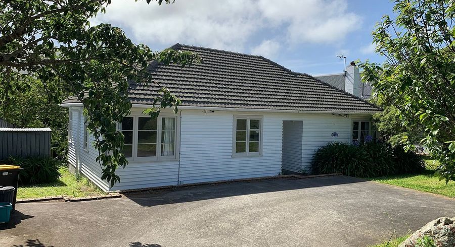  at 33 Coates Street, Tawa, Wellington, Wellington