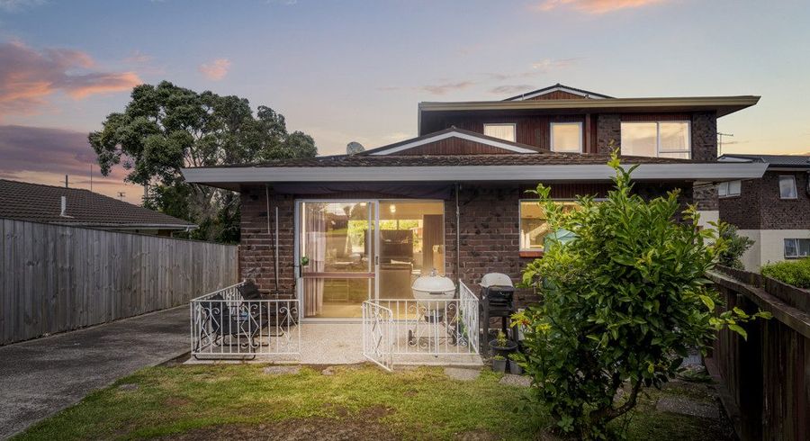  at 29 Faith Bullock Place, New Lynn, Waitakere City, Auckland