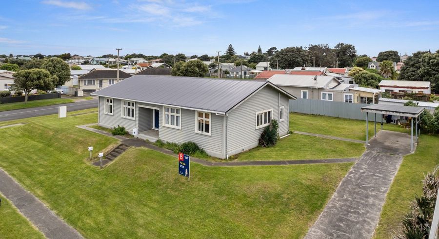  at 32 Aotea Street, Castlecliff, Whanganui