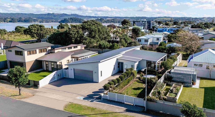 at 4 William Place, Ohope, Whakatane, Bay Of Plenty