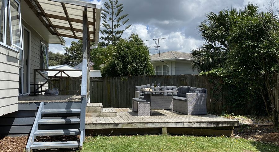  at 12b Duncan Ave, Henderson, Waitakere City, Auckland
