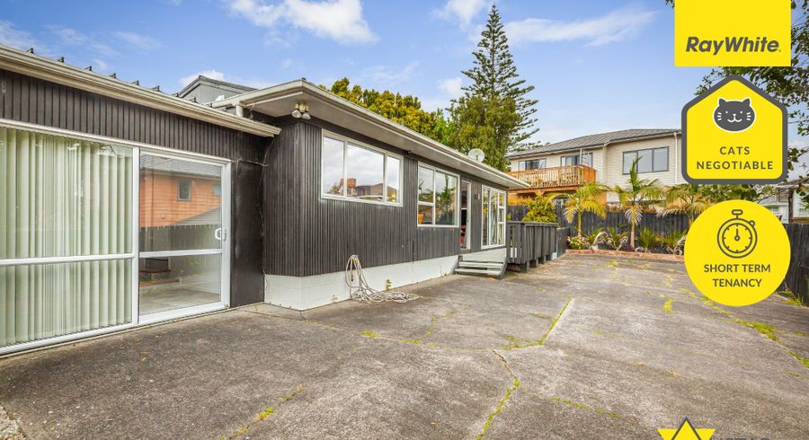  at 2/4202A Great North Road, Glendene, Auckland