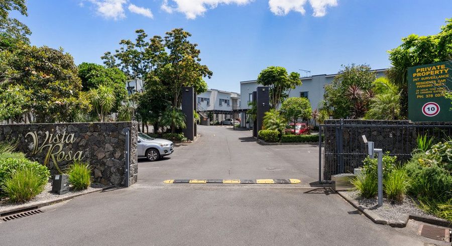  at 21/24 Norrie Avenue, Mount Albert, Auckland City, Auckland