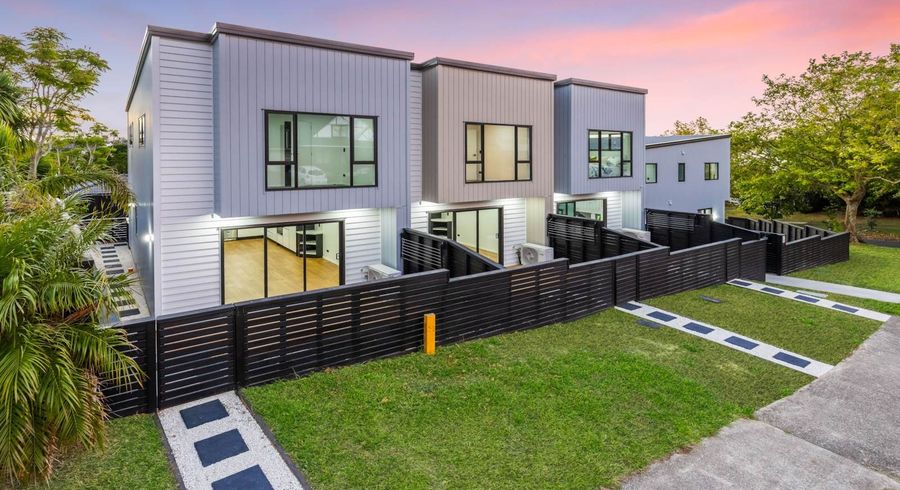  at 3 / 1 Photinia Place, Botany Downs, Manukau City, Auckland